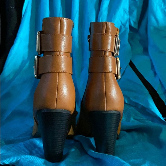 Alpine swiss suede camo boots, size 7 - Picture 2 of 8